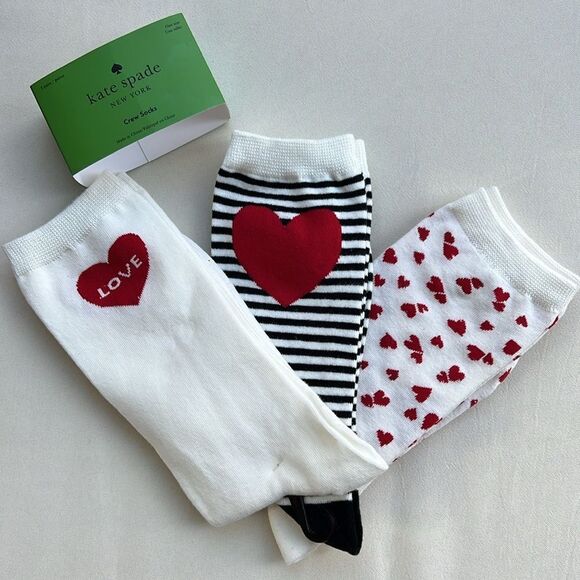 Kate Spade Hearts True Love Crew Socks 3 Pack - Picture 2 of 9
